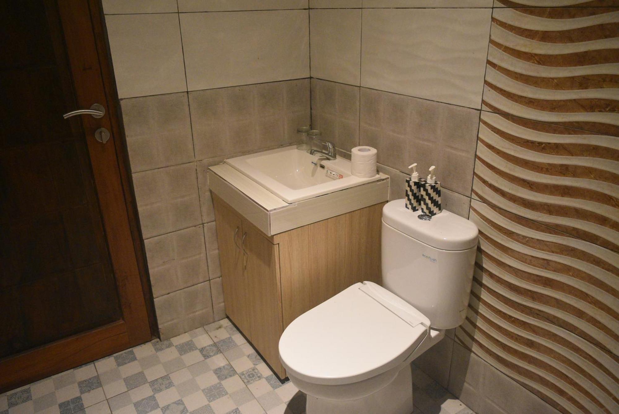 Ketut Joglo Guest House Nusa Dua  Luaran gambar